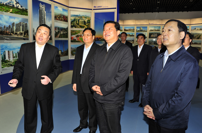 山东省委常委、政法委书记林峰海(图1)