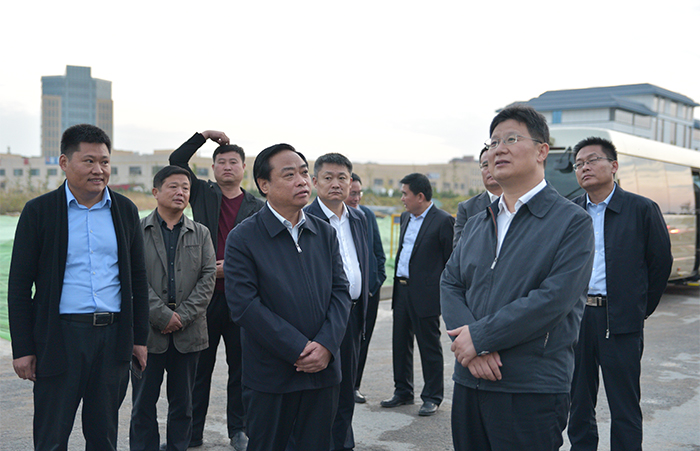 市委副书记、市长孟庆斌到十公司施工工程视察(图1)