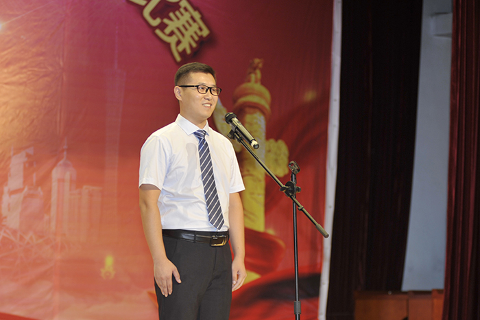 集团举办学习党的十九大精神暨“奋进新时代，岗位建新功”演讲比赛(图3)