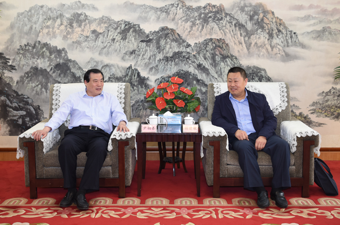临沂环卫集团副总经理杨建敏一行到集团学习交流(图1)