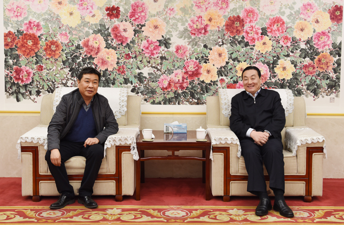 源盛城发集团副总经理李同军一行到集团考察交流(图1)