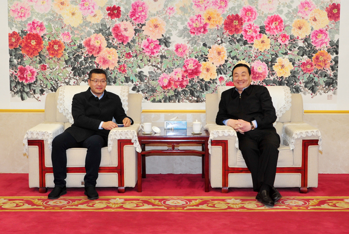 恒大旅游集团烟台分公司董事长温占亮到集团考察(图1)