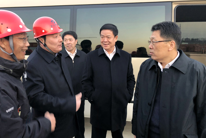 市委书记王玉君到集团施工现场视察(图2)