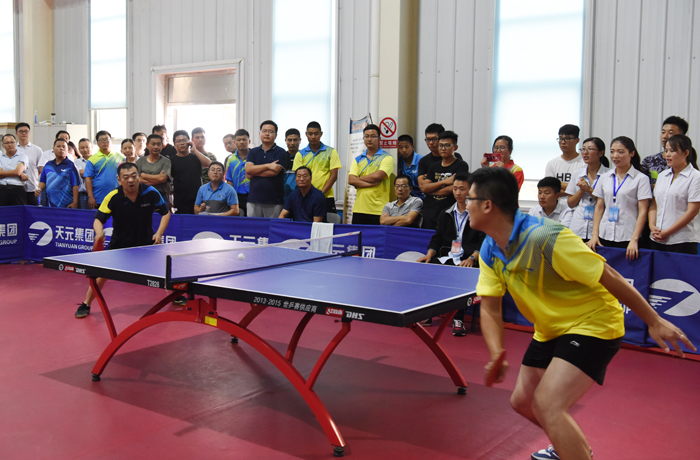 集团隆重举行第十八届迎国庆“天元杯”员工乒乓球比赛(图2)