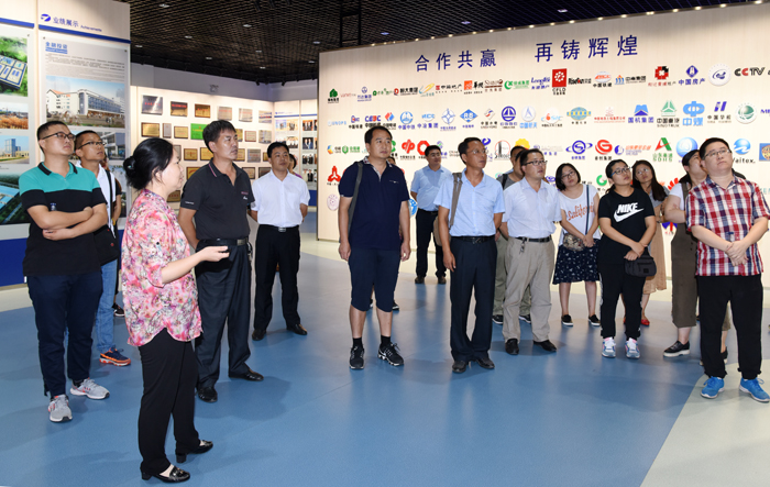 泰山学院机械与建筑工程学院党总支副书记刘献华一行到集团学习交流(图2)