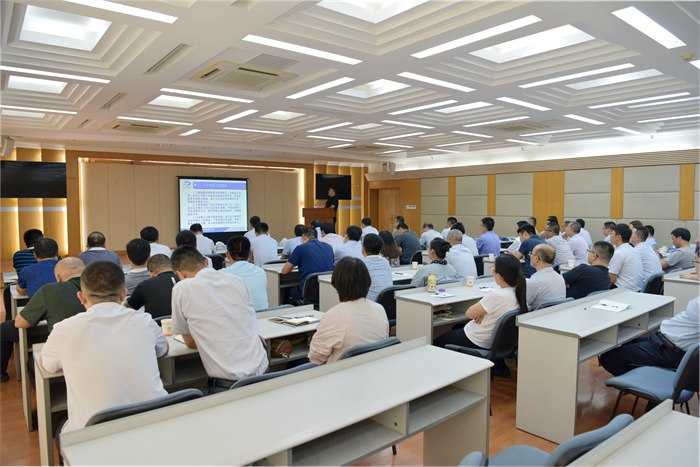 集团召开2019上半年各单位财务负责人述职会(图2)