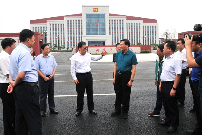 市委书记王玉君到市委党校新校区调研(图1) 市委书记王玉君到市委党校新校区调研(图1)