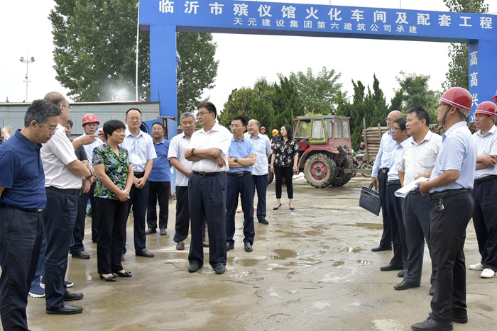 副市长张玉兰到六公司承建的临沂市殡仪馆火化车间及配套工程调研(图1) 副市长张玉兰到六公司承建的临沂市殡仪馆火化车间及配套工程调研(图1)