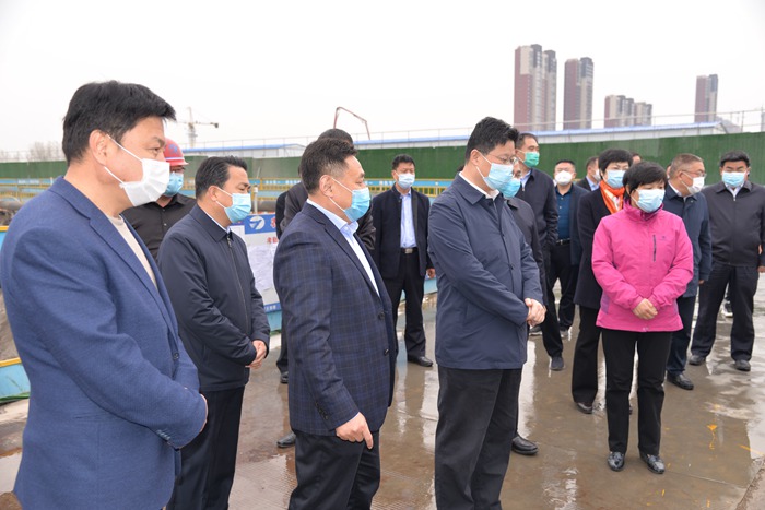 市长孟庆斌一行到北城二期PPP学校项目调研(图1)