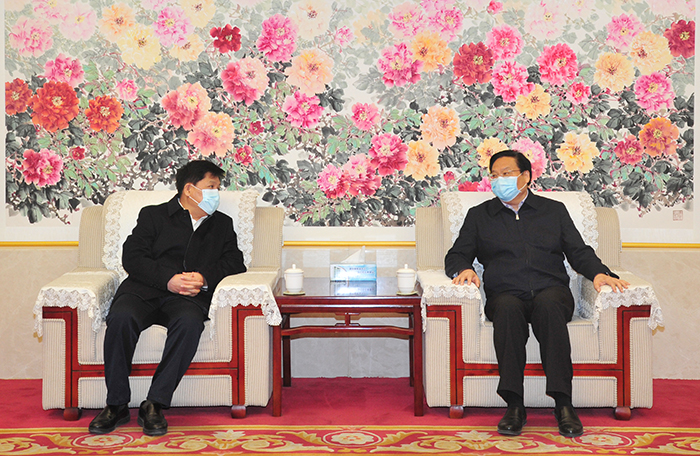 市中级人民法院院长于晓东到集团走访全国人大代表(图1) 市中级人民法院院长于晓东到集团走访全国人大代表(图1)