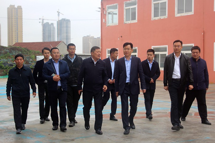 集团总裁赵纪峰到烟威区域视察(图1)