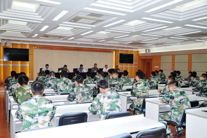 兰山区人武部到集团开展基干民兵点验工作(图2)