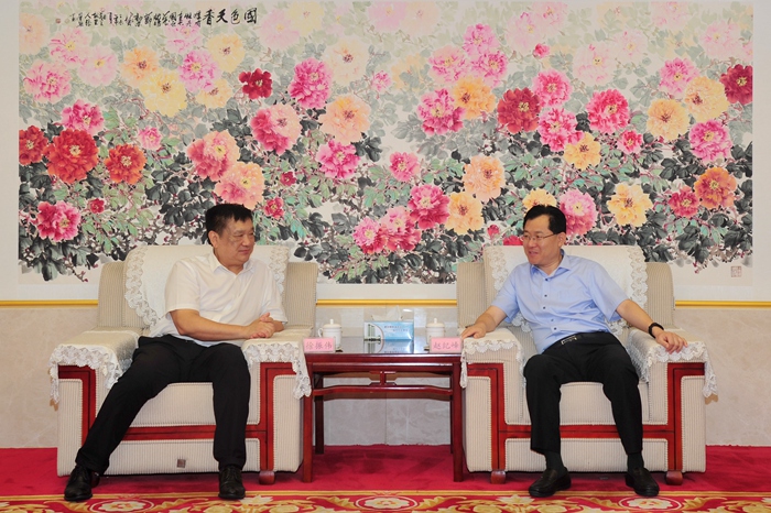 中交一公局集团董事、副总经理徐振伟到集团考察交流(图1) 中交一公局集团董事、副总经理徐振伟到集团考察交流(图1)