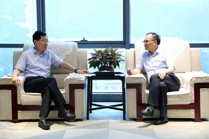 集团总裁赵纪峰到山东建邦集团考察交流(图1)