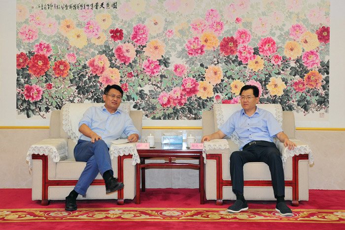 中骏集团鲁东区域总裁孙波一行到集团考察交流(图1)
