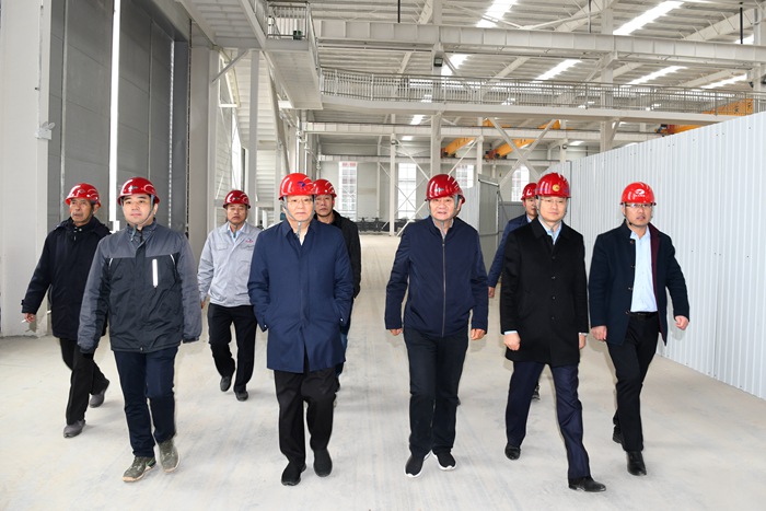 张桂玉董事长到集团路桥仓储基地和西部产业园视察(图2)