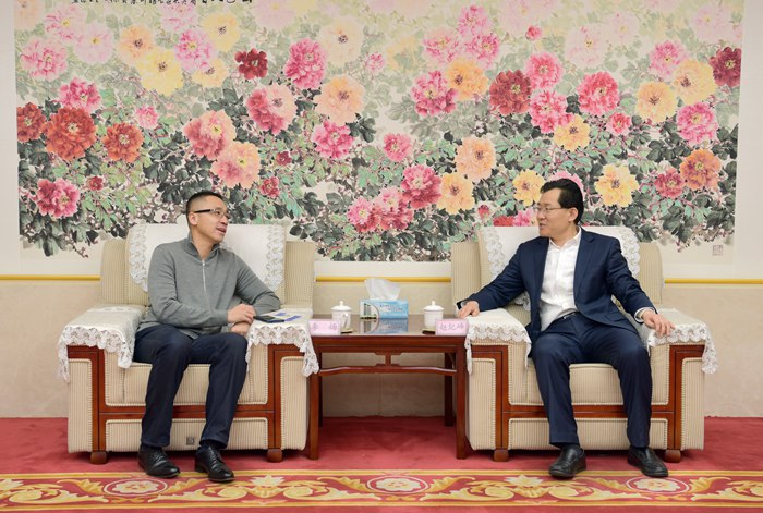 山东旭辉银盛泰集团总裁李扬一行到集团考察交流(图1)