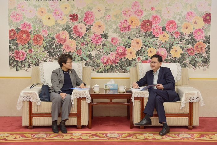 山东省工程建设标准造价中心到集团召开标准造价管理圆桌会议(图1) 山东省工程建设标准造价中心到集团召开标准造价管理圆桌会议(图1)