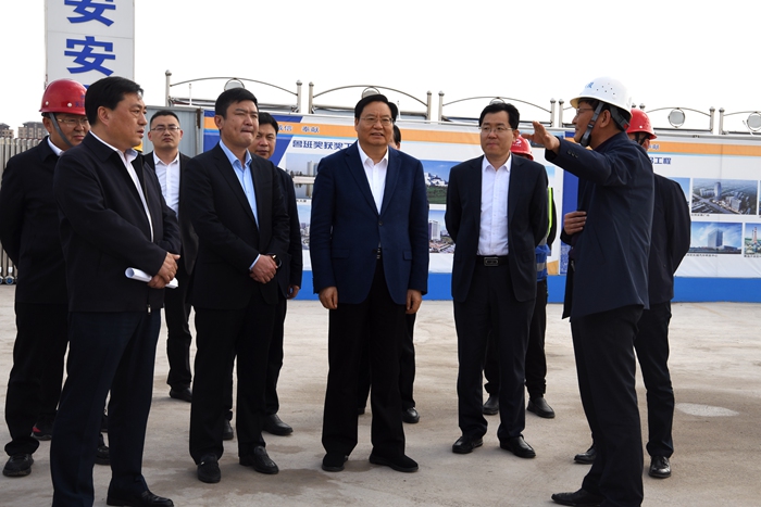 张桂玉董事长到沂水县考察交流(图1) 张桂玉董事长到沂水县考察交流(图1)