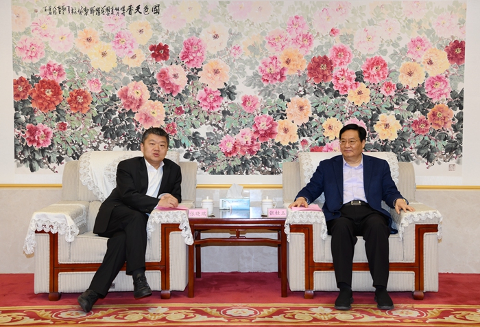 工商银行山东省分行副行长张晓瑞到集团调研(图1) 工商银行山东省分行副行长张晓瑞到集团调研(图1)