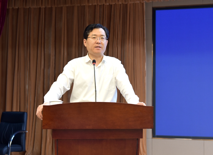 集团召开市场经营专题会议(图1) 集团召开市场经营专题会议(图1)