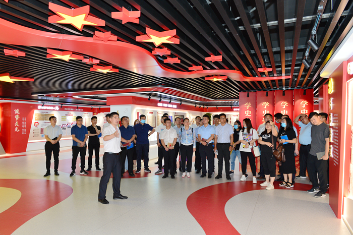 集团开展办公室系统党史学习教育(图3) 集团开展办公室系统党史学习教育(图3)