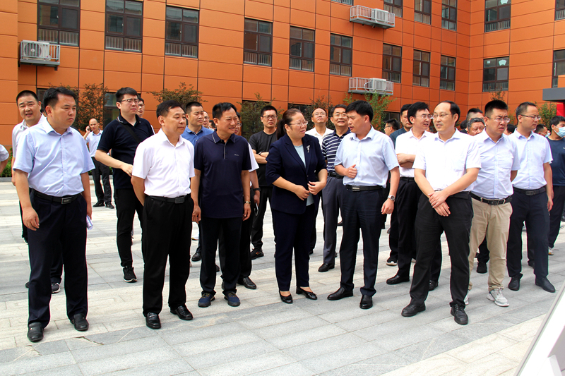 集团成功承办临沂市装配式钢结构学校建设观摩交流会(图2) 集团成功承办临沂市装配式钢结构学校建设观摩交流会(图2)