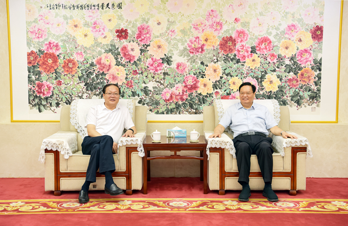 兰山区委书记孙德士到集团调研(图1) 兰山区委书记孙德士到集团调研(图1)