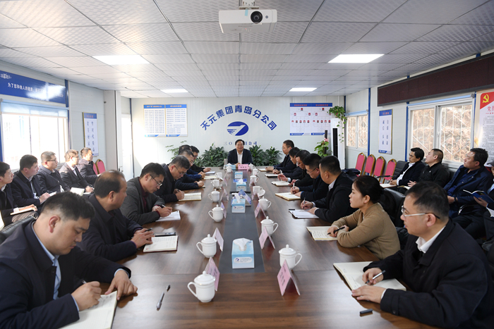 张桂玉董事长到青岛市场视察并看望慰问一线员工(图2)