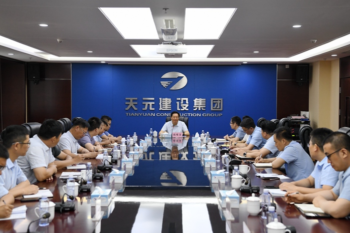  张桂玉董事长到济南区域调研(图2)